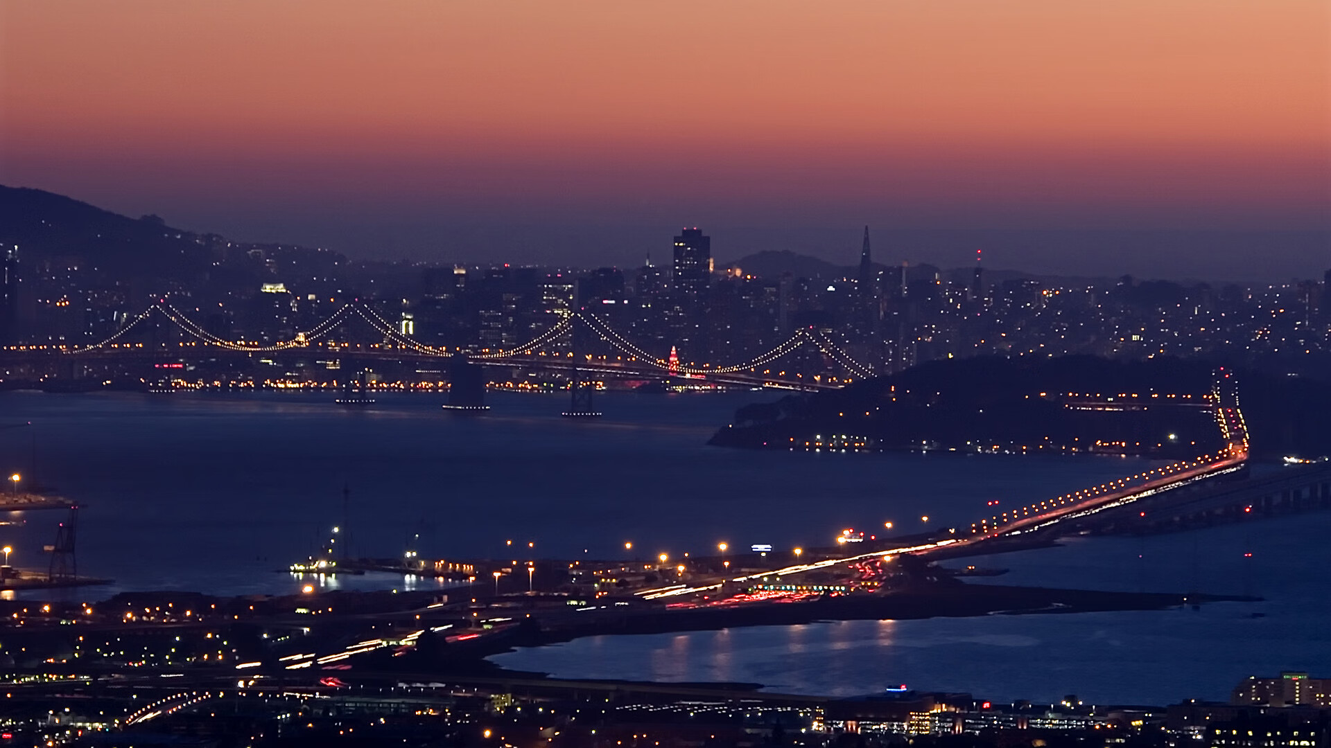 国王主帅专注培养年轻球员对比赛阅读能力,国王球队队员